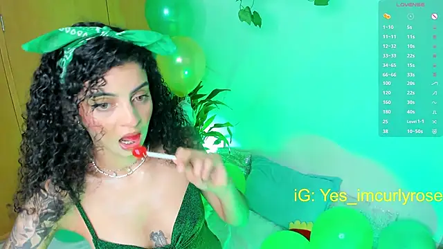 CurlyRose   online show from March 17, 2025, 9:45 pm