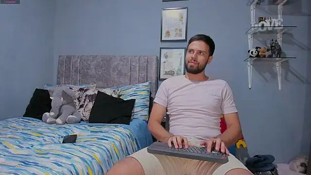 ETHAN ADAM online show from March 30, 2026, 8:54 pm