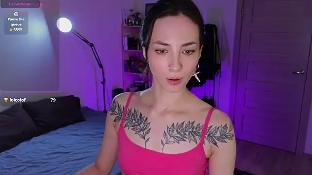 Snapshot of Space_X_Roxy_ chatting on January 10, 2025, 7:11 pm Space X Roxy online show from January 10, 2025, 7:11 pm