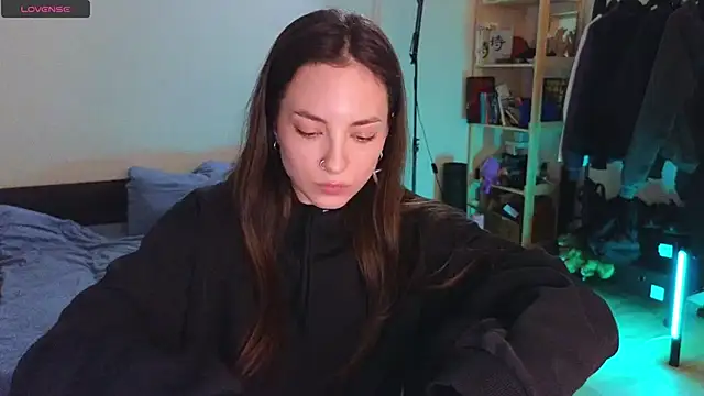 Snapshot of Space_X_Roxy_ chatting on March 3, 2025, 5:18 pm Space X Roxy online show from March 3, 2025, 5:18 pm