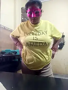 Snapshot of Punjabi_beauty123 chatting on February 23, 2025, 3:35 am Punjabi beauty123 online show from February 23, 2025, 3:35 am