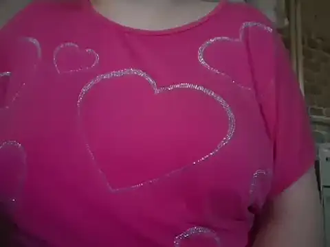 AalinnaK online show from December 20, 2025, 2:24 pm