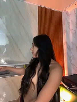 floriamANDjazmin online show from September 9, 2025, 3:06 am