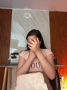 floriamANDjazmin online show from September 11, 2025, 3:06 am