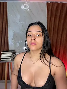 Snapshot of floriamANDjazmin chatting on June 16, 2026, 6:54 pm floriamANDjazmin online show from June 16, 2026, 6:54 pm