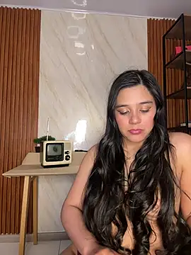 Snapshot of floriamANDjazmin chatting on June 23, 2026, 9:13 pm floriamANDjazmin online show from June 23, 2026, 9:13 pm