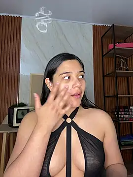 Snapshot of floriamANDjazmin chatting on June 27, 2026, 6:57 pm floriamANDjazmin online show from June 27, 2026, 6:57 pm