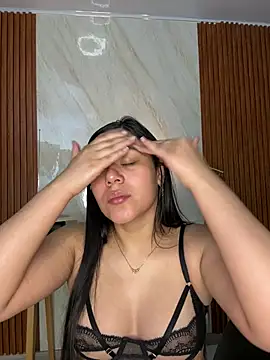 Snapshot of floriamANDjazmin chatting on July 3, 2026, 2:51 am floriamANDjazmin online show from July 3, 2026, 2:51 am