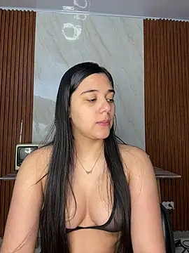 Snapshot of floriamANDjazmin chatting on July 6, 2026, 3:03 am floriamANDjazmin online show from July 6, 2026, 3:03 am