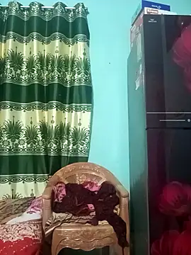 Snapshot of Sumi-roy chatting on November 30, 2025, 8:35 pm Sumi-roy online show from November 30, 2025, 8:35 pm