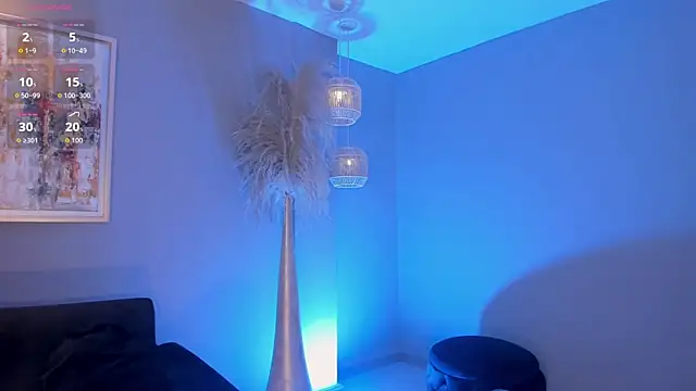 MaddisonLowe online show from April 11, 2026, 12:09 pm