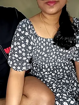 Snapshot of Hot_Bhabi08 chatting on October 9, 2025, 5:05 am Hot Bhabi08 online show from October 9, 2025, 5:05 am