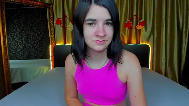  Polly Love  online show from November 17, 2025, 7:03 am