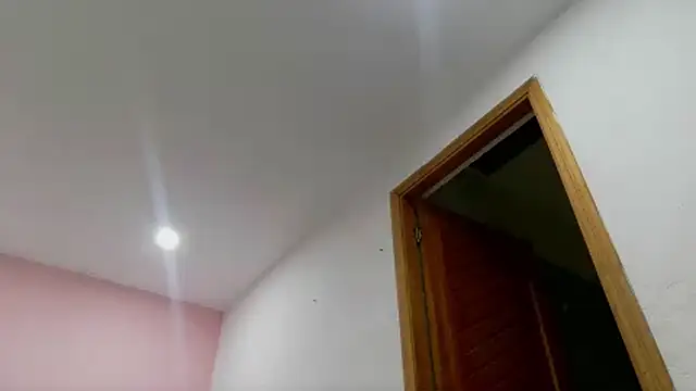 Gabycutee online show from February 7, 2026, 12:47 am