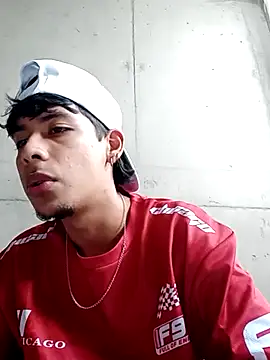 Snapshot of Elputas chatting on October 13, 2025, 6:19 pm Elputas online show from October 13, 2025, 6:19 pm