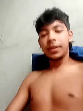 Snapshot of Elputas chatting on November 3, 2025, 11:33 am Elputas online show from November 3, 2025, 11:33 am