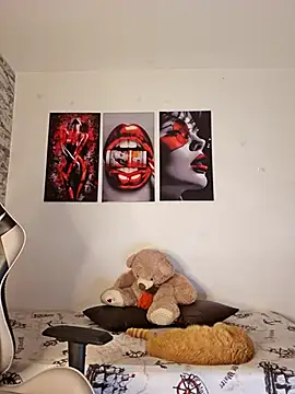 Snapshot of Antonella2_m chatting on December 3, 2025, 12:25 pm Antonella2 m online show from December 3, 2025, 12:25 pm