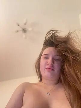 Holly Molii online show from March 14, 2025, 7:26 am