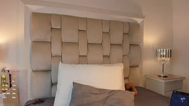 SamanthaBrown69 online show from November 23, 2025, 3:39 am