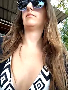 Snapshot of Alexvit2616 chatting on February 11, 2025, 3:18 am Alexvit2616 online show from February 11, 2025, 3:18 am