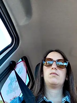 Snapshot of Alexvit2616 chatting on September 15, 2025, 8:14 am Alexvit2616 online show from September 15, 2025, 8:14 am