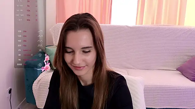 Alice Weiss online show from February 9, 2025, 8:11 am