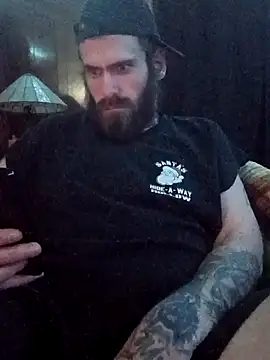 Snapshot of RobStrokes215 chatting on February 6, 2026, 6:22 pm RobStrokes215 online show from February 6, 2026, 6:22 pm