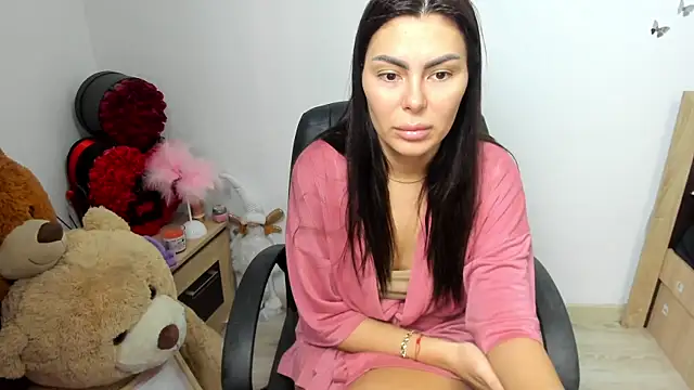 kilenyapatrice online show from March 15, 2026, 11:05 am