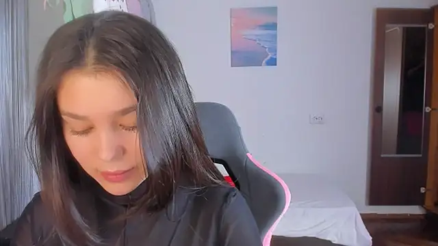 Snapshot of LunaXmii chatting on February 26, 2025, 4:03 am LunaXmii online show from February 26, 2025, 4:03 am