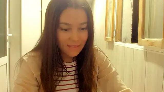 Snapshot of LunaXmii chatting on September 30, 2025, 11:43 pm LunaXmii online show from September 30, 2025, 11:43 pm