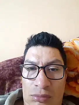 Snapshot of gioarcangel chatting on February 18, 2025, 12:48 am gioarcangel online show from February 18, 2025, 12:48 am