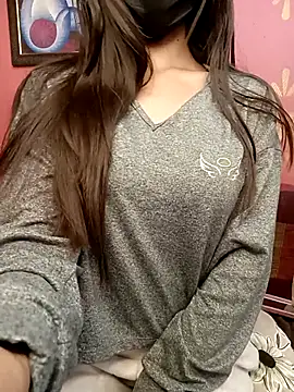 Snapshot of poojaji690 chatting on December 3, 2025, 5:48 am poojaji690 online show from December 3, 2025, 5:48 am