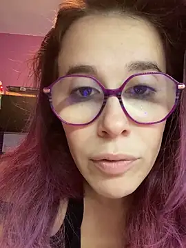 MagdalenaMedusa online show from December 1, 2025, 7:57 am