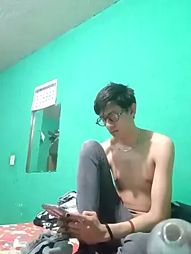 Snapshot of Alex30ct chatting on March 27, 2026, 7:36 am Alex30ct online show from March 27, 2026, 7:36 am