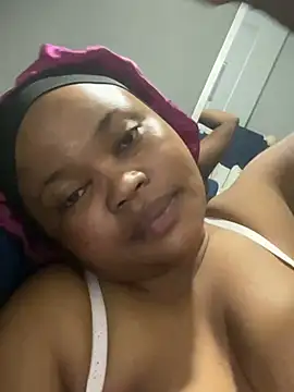 Curveysinaa online show from February 4, 2025, 7:00 pm