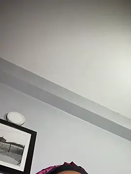 Curveysinaa online show from March 7, 2025, 12:48 am