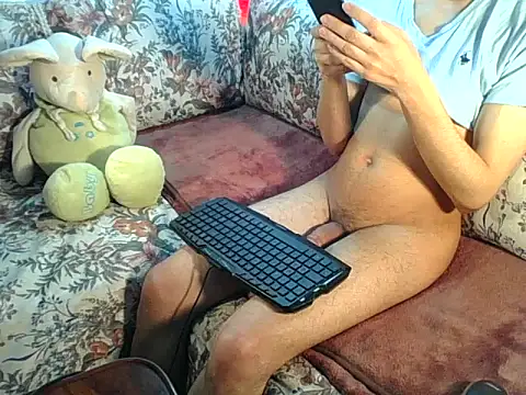 anwarlovemaroc online show from February 16, 2025, 12:19 am