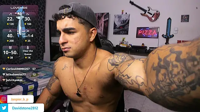 cJuan111 online show from February 25, 2025, 8:51 pm