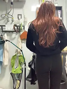 Aimeil online show from December 22, 2025, 3:31 pm