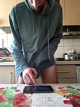 vulpe8400 online show from January 4, 2025, 10:49 am