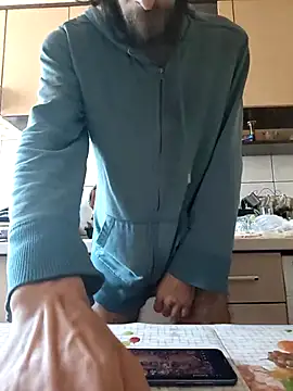 vulpe8400 online show from September 21, 2025, 9:44 am