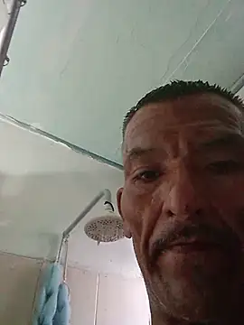Snapshot of Vergonzoso6 chatting on July 11, 2026, 1:41 am Vergonzoso6 online show from July 11, 2026, 1:41 am