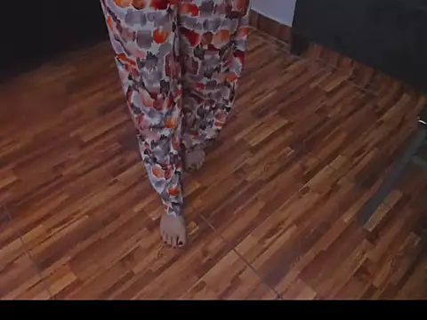 Snapshot of fulfill_fantasies1 chatting on October 28, 2025, 12:19 pm fulfill fantasies1 online show from October 28, 2025, 12:19 pm