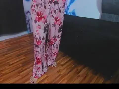 Snapshot of fulfill_fantasies1 chatting on November 10, 2025, 12:26 pm fulfill fantasies1 online show from November 10, 2025, 12:26 pm