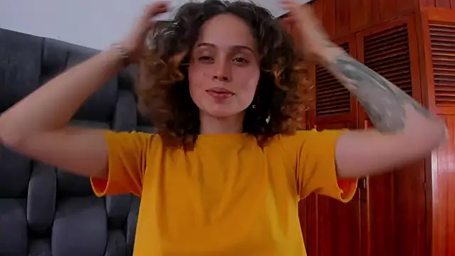 Snapshot of fulfill_fantasies1 chatting on November 29, 2025, 8:12 pm fulfill fantasies1 online show from November 29, 2025, 8:12 pm