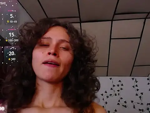 Snapshot of fulfill_fantasies1 chatting on April 30, 2026, 12:44 pm fulfill fantasies1 online show from April 30, 2026, 12:44 pm