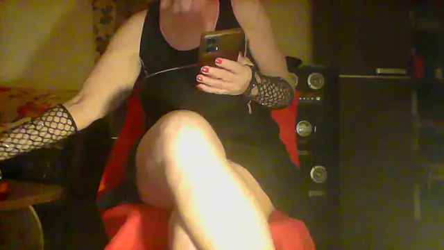 Ely Elenita online show from April 28, 2026, 9:31 pm