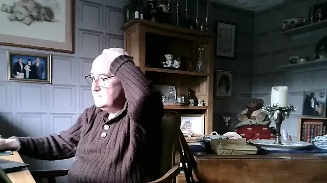 Adamdaddybear online show from January 19, 2025, 2:06 pm