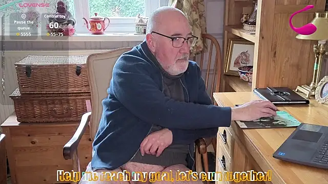 Snapshot of Adamdaddybear chatting on February 23, 2026, 2:47 pm Adamdaddybear online show from February 23, 2026, 2:47 pm