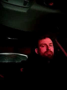 Snapshot of mikhael9999 chatting on March 19, 2025, 8:43 pm mikhael9999 online show from March 19, 2025, 8:43 pm